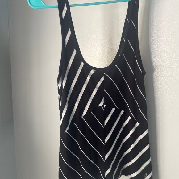 Volcom Tank Top - Picture 1 of 3